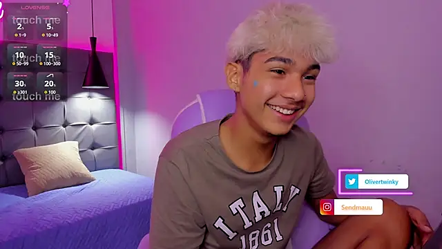 OliverTwinky online show from 18, 9, 2025