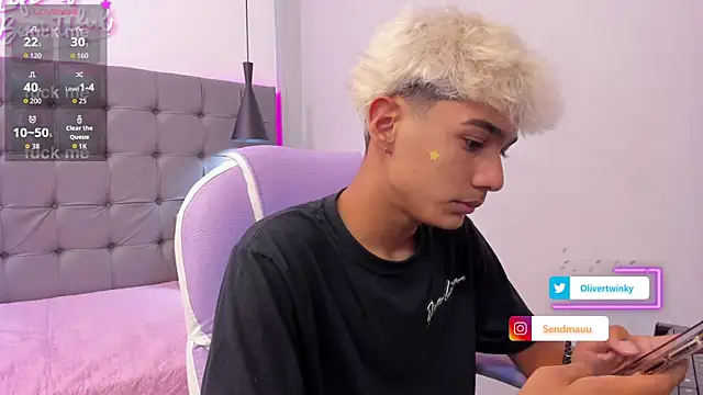 OliverTwinky online show from 23, 9, 2025