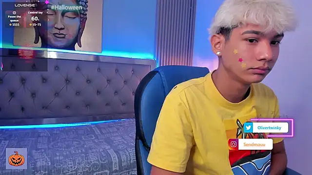 OliverTwinky online show from 5, 10, 2025