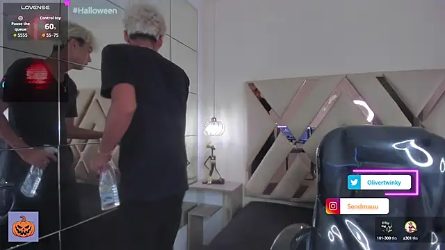 OliverTwinky online show from 10, 10, 2025