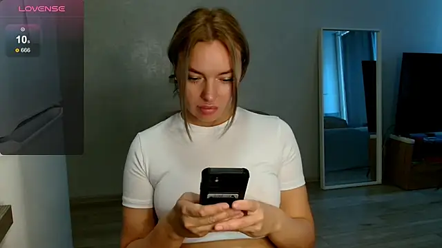 Eva   forever online show from 7, 10, 2025