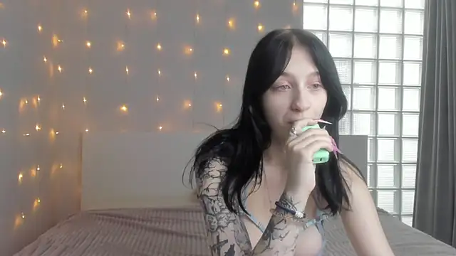 Chatty Alice online show from 4, 10, 2025