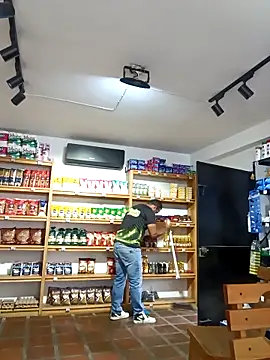 Snapshot of elnegro707070 chatting on 21, 10, 2025 elnegro707070 online show from 21, 10, 2025