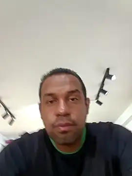 Snapshot of elnegro707070 chatting on 24, 10, 2025 elnegro707070 online show from 24, 10, 2025