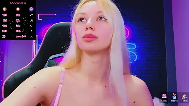 AlessiaCroft online show from 17, 3, 2026