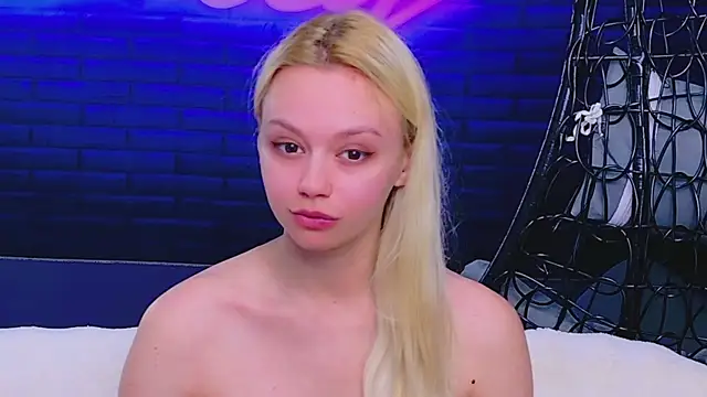 AlessiaCroft online show from 15, 5, 2026