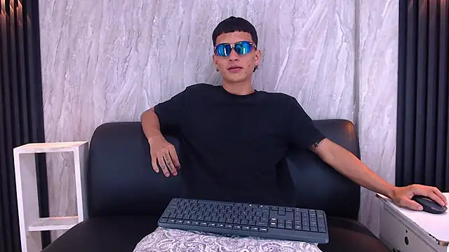 Snapshot of Matt_Ruso chatting on 18, 9, 2025 Matt Ruso online show from 18, 9, 2025