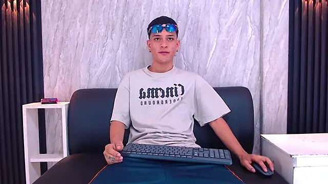 Snapshot of Matt_Ruso chatting on 22, 9, 2025 Matt Ruso online show from 22, 9, 2025