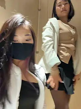 AiBanana online show from 18, 12, 2025