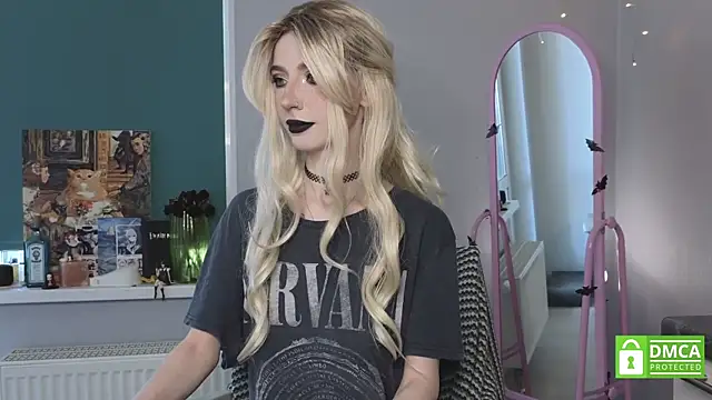 sweetuniporn online show from 5, 5, 2026