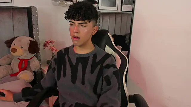 Niick Twink online show from 8, 9, 2025