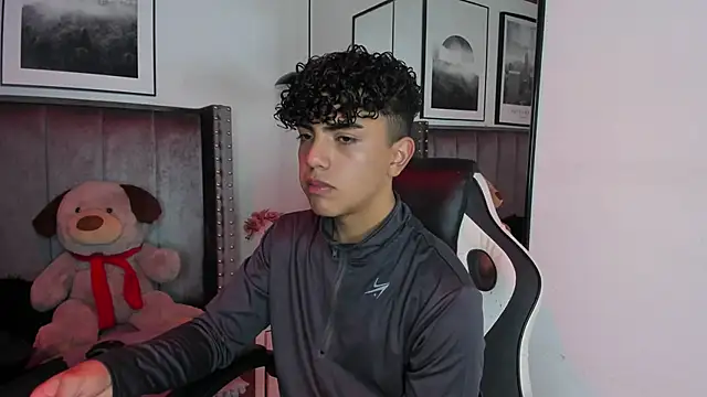 Snapshot of Niick_Twink chatting on 11, 9, 2025 Niick Twink online show from 11, 9, 2025