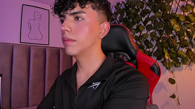 Snapshot of Niick_Twink chatting on 1, 10, 2025 Niick Twink online show from 1, 10, 2025