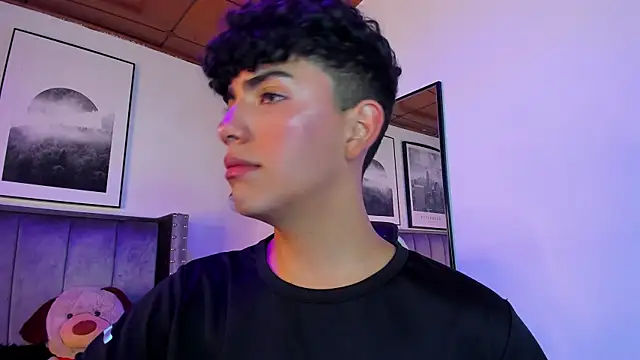 Snapshot of Niick_Twink chatting on 7, 10, 2025 Niick Twink online show from 7, 10, 2025