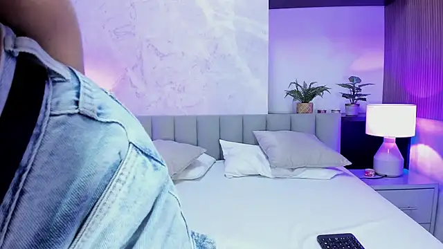 AlissaJoness online show from 15, 9, 2025