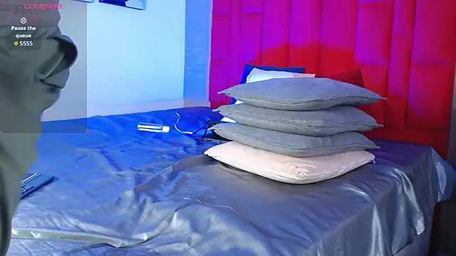 Snapshot of Robbin_Blaze chatting on 2, 3, 2026 Robbin Blaze online show from 2, 3, 2026