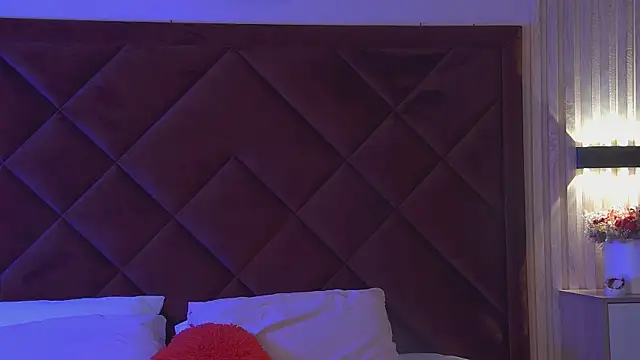 Snapshot of StacyHarland chatting on 9, 10, 2025 StacyHarland online show from 9, 10, 2025