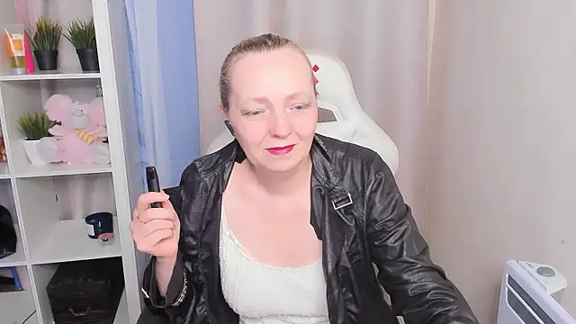 Snapshot of Karen_Villis chatting on 23, 2, 2026 Karen Villis online show from 23, 2, 2026