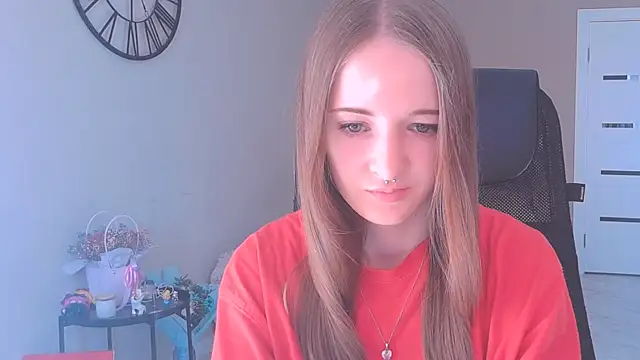 Snapshot of KateKayer chatting on 11, 9, 2025 KateKayer online show from 11, 9, 2025