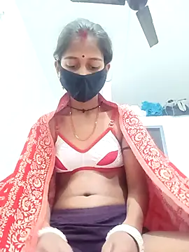 Snapshot of Hotty_Komal chatting on 28, 11, 2025 Hotty Komal online show from 28, 11, 2025