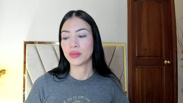 AbbieJoness  online show from 19, 6, 2026