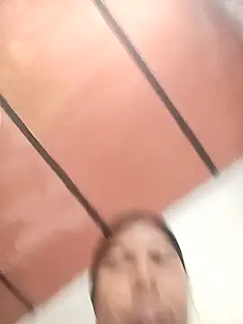 Snapshot of kalifa3210 chatting on 5, 3, 2026 kalifa3210 online show from 5, 3, 2026