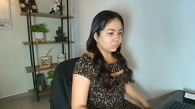  Victoria Collins online show from 29, 3, 2026