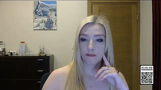 Wild Silk Desire online show from 13, 10, 2025