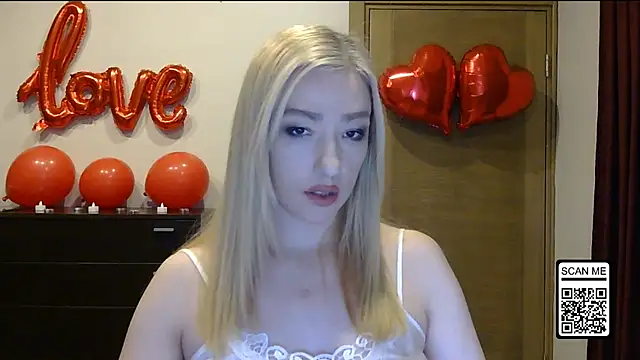 Snapshot of Wild_Silk_Desire chatting on 15, 2, 2026 Wild Silk Desire online show from 15, 2, 2026