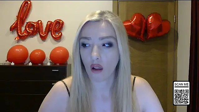 Snapshot of Wild_Silk_Desire chatting on 18, 2, 2026 Wild Silk Desire online show from 18, 2, 2026