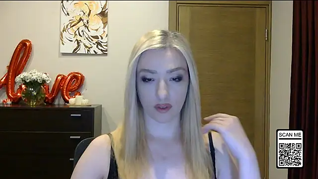 Snapshot of Wild_Silk_Desire chatting on 22, 2, 2026 Wild Silk Desire online show from 22, 2, 2026