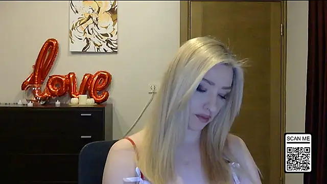 Snapshot of Wild_Silk_Desire chatting on 27, 2, 2026 Wild Silk Desire online show from 27, 2, 2026