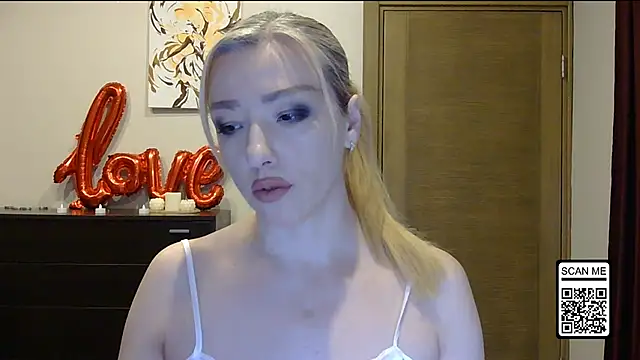 Wild Silk Desire online show from 3, 3, 2026