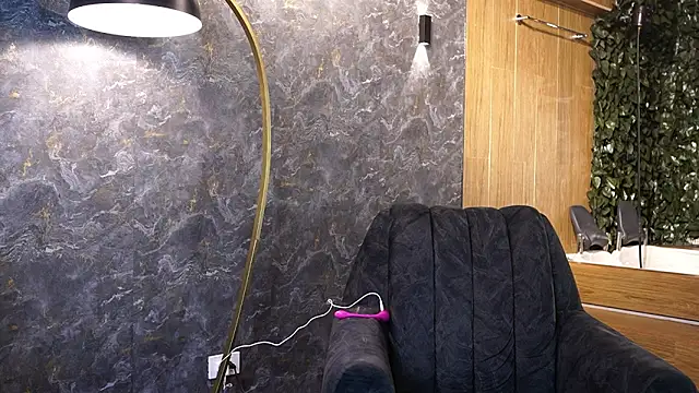 Snapshot of Susan_wall chatting on 5, 2, 2026 Susan wall online show from 5, 2, 2026