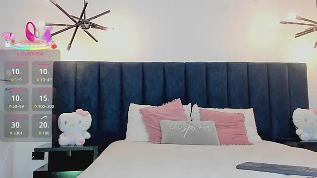 Snapshot of niia7 chatting on 1, 10, 2025 niia7 online show from 1, 10, 2025