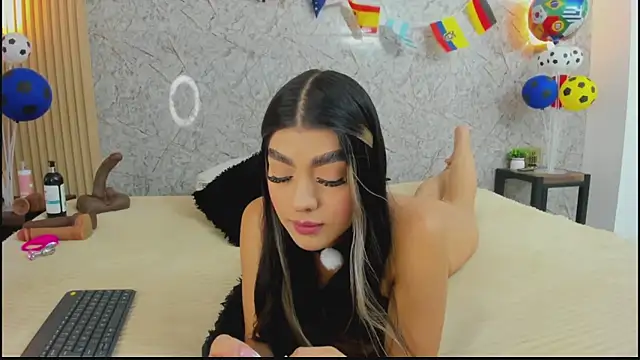 Snapshot of Antonella_west chatting on 20, 6, 2026 Antonella west online show from 20, 6, 2026