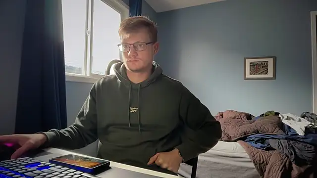 lustylyndon online show from 13, 5, 2026
