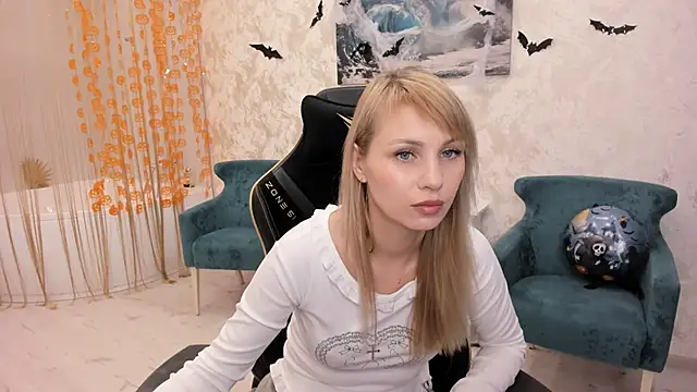 Snapshot of LindaSandy_1 chatting on 24, 10, 2025 LindaSandy 1 online show from 24, 10, 2025