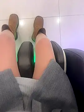 xiaoyuan01 online show from 16, 10, 2025