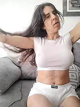 Snapshot of agustinalatina chatting on 5, 2, 2026 agustinalatina online show from 5, 2, 2026