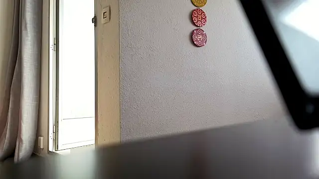 agustinalatina online show from 13, 4, 2026