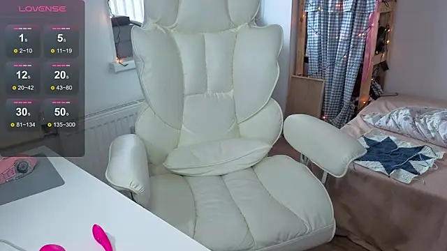 urstripchatgf online show from 5, 3, 2026