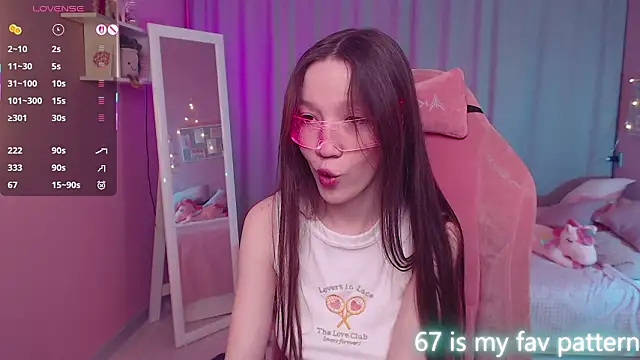 Shriya Sarann online show from 13, 3, 2026