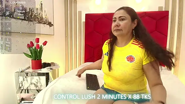 EmmaJhomson online show from 17, 6, 2026