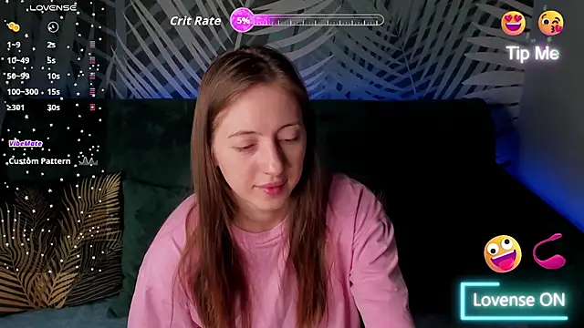 Snapshot of ChristyCrayme chatting on 18, 3, 2026 ChristyCrayme online show from 18, 3, 2026