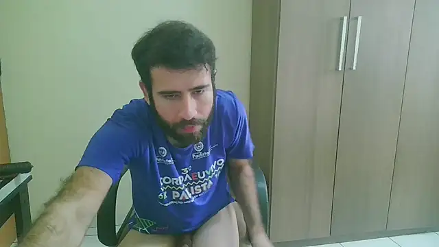 Snapshot of fthrfthr chatting on 19, 4, 2026 fthrfthr online show from 19, 4, 2026