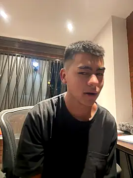 Snapshot of _Alex_martinez_ chatting on 16, 10, 2025 Alex martinez online show from 16, 10, 2025