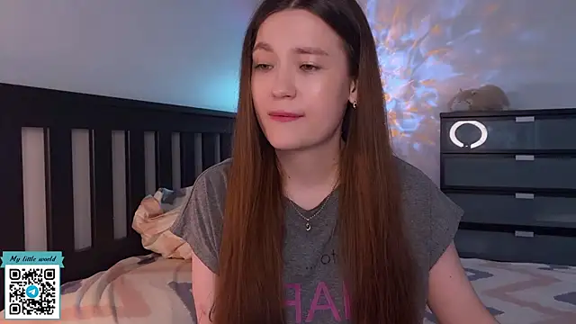 Snapshot of mia_here chatting on 10, 9, 2025 mia here online show from 10, 9, 2025
