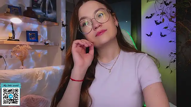 mia here online show from 25, 10, 2025