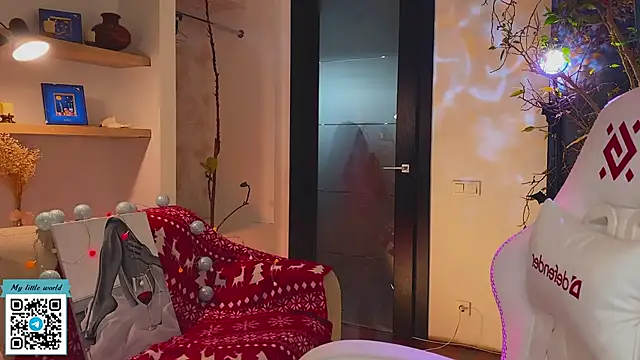 mia here online show from 19, 12, 2025